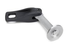 CLAMP SCREW KIT 8M0176078