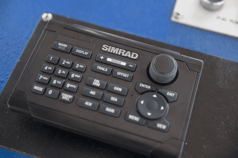 O2000 RADAR REMOTE CONTROLLER 000-12189-001