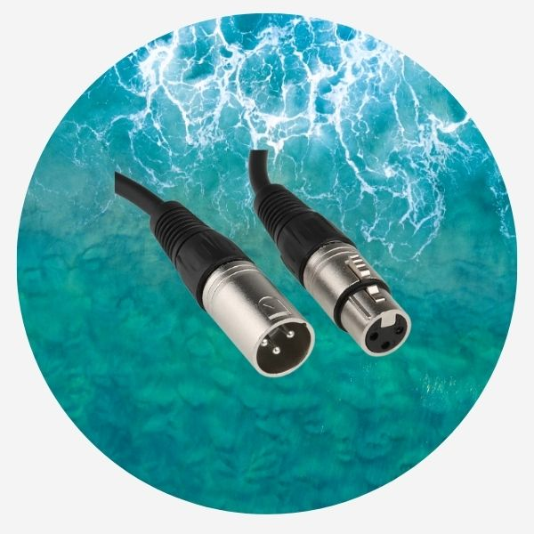 XLR