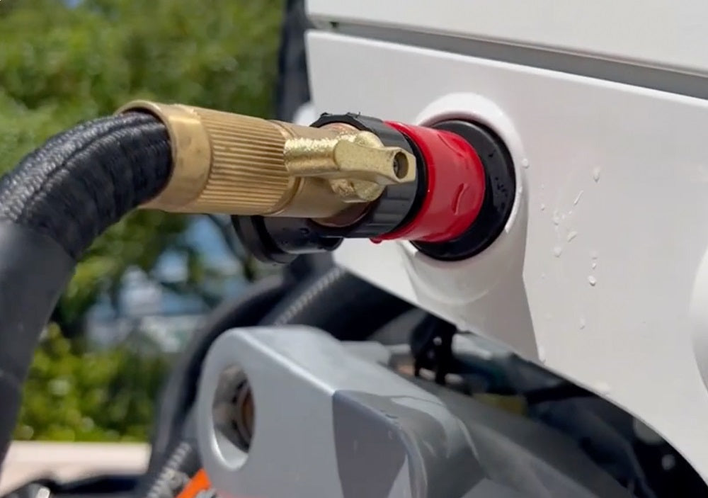 MERCURY QUICK FLUSHING PLUG SOLUTION 22-888958001 FLU-FM-BLK